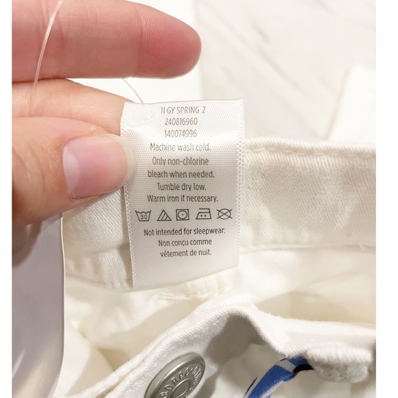 NWT Gymboree White Cargo Pants with Belt and Flower Embroidery Size 3 - Picture 5 of 6